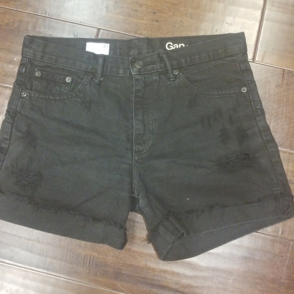 Gap 1969 Destroyed Sexy Boyfriend Shorts